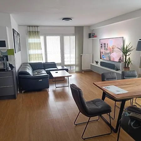 Lovely 1-bedroom Unit Apartamento Coburg