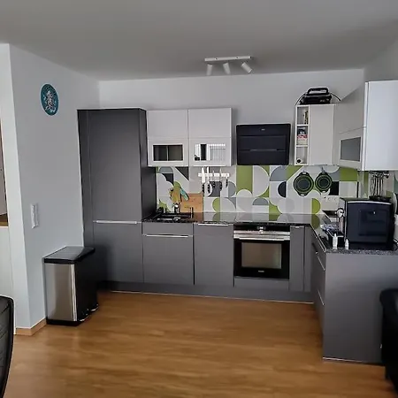 Lovely 1-bedroom Unit Coburg